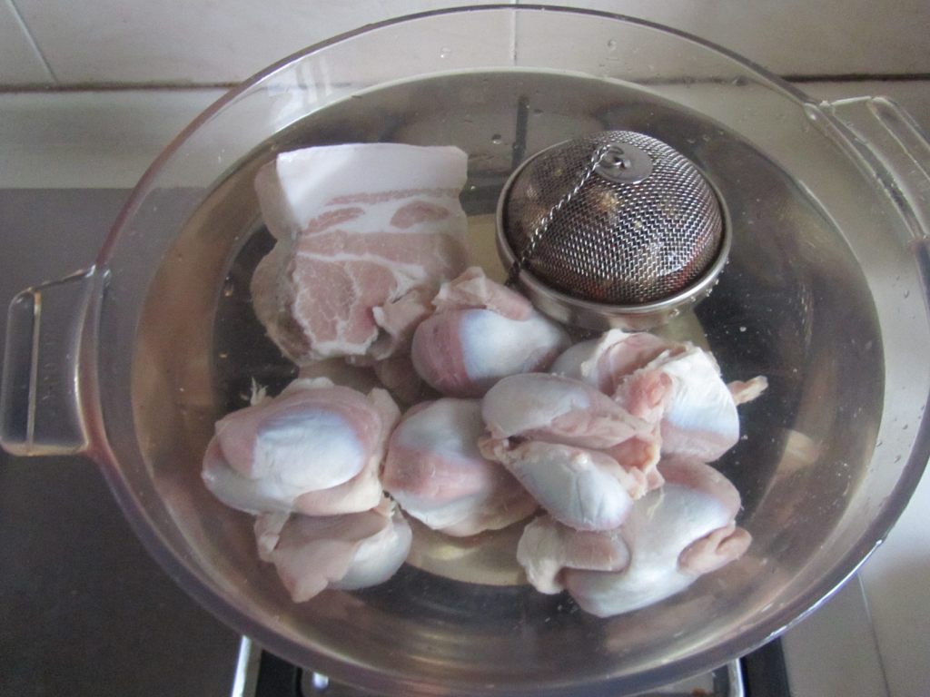 看着就让人流口水的莴苣拌鸭胗你会做吗？