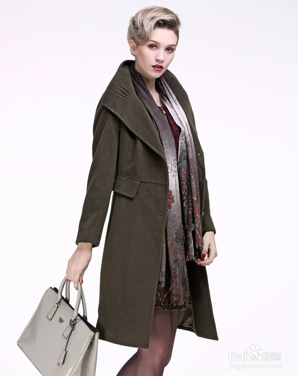 不同颜色的大衣搭配法则