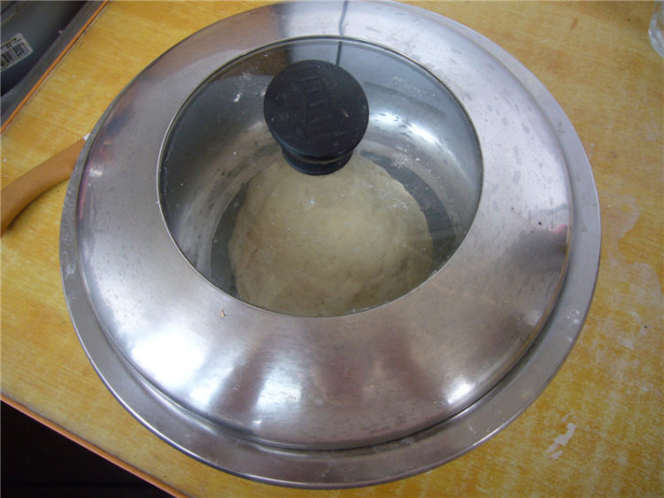 鸡蛋杂蔬包子的做法,我来教你哦!