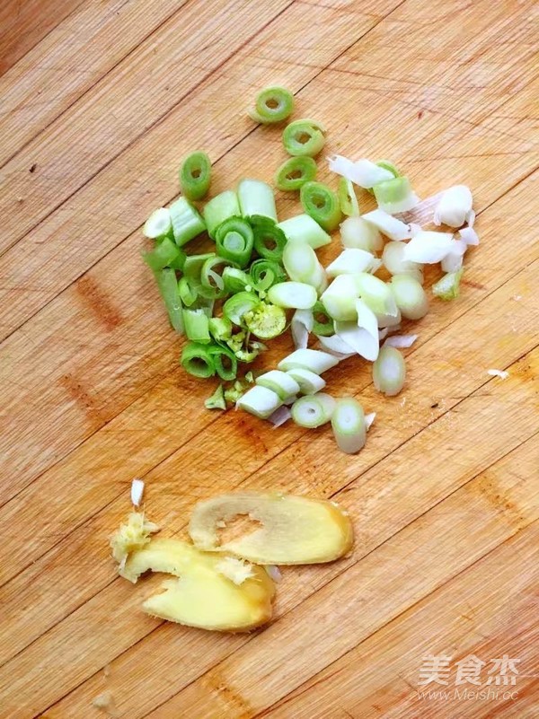 菠菜鸡蛋炖粉条