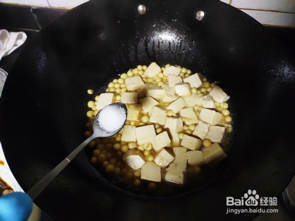鸡头米烧豆腐的制作方法