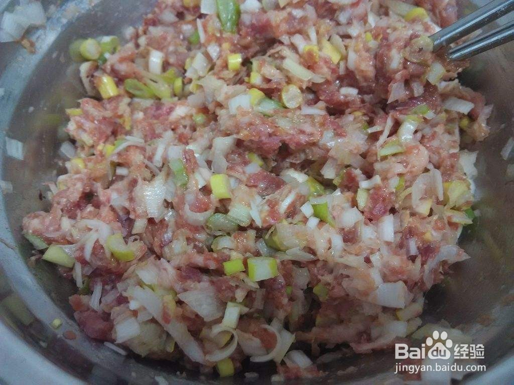 猪肉大葱馅的调制方法