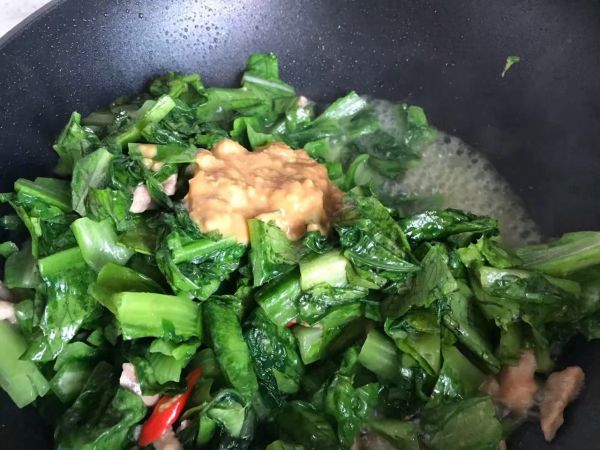 椒丝腐乳油麦菜炒肉丝