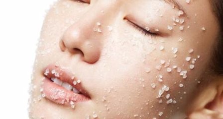 如何正确去除粉刺