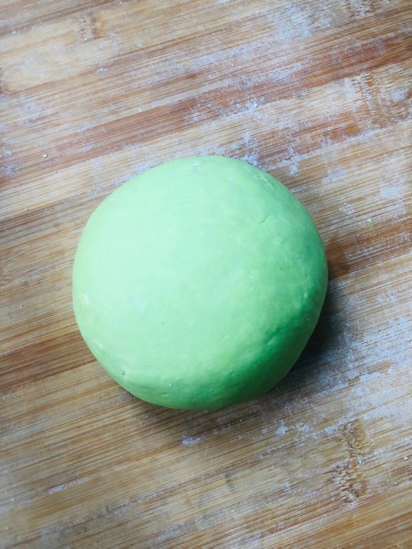 菠菜鸡蛋手擀面