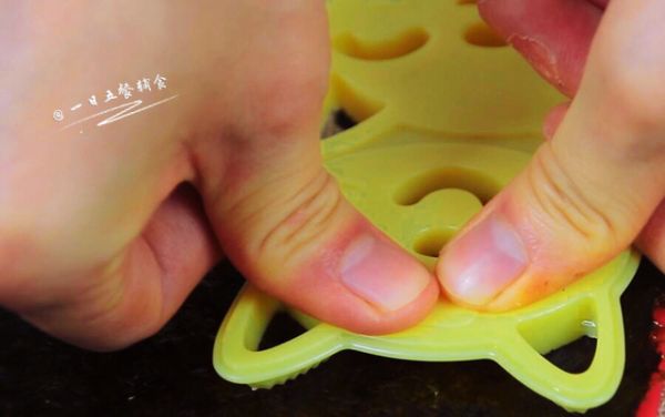 杂蔬鳕鱼猫饭团