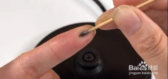 电热水壶用久了就会发现烧不了水了,怎么办