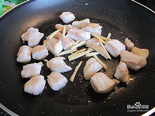 荷豆洋葱炒鱼柳