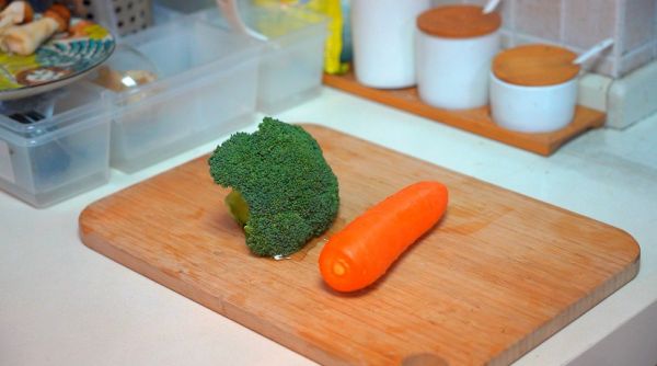 蔬菜鹰嘴豆沙拉