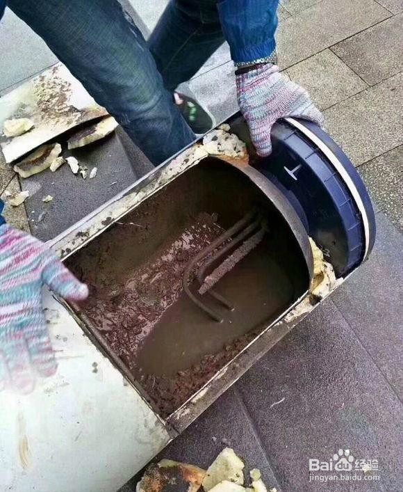 清理热水器的设备