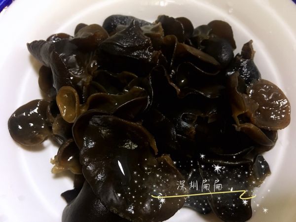 山药木耳鸭翅汤