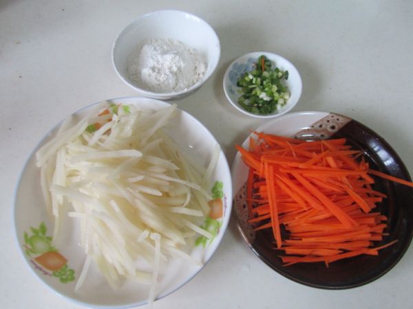 胡萝卜土豆丝饼