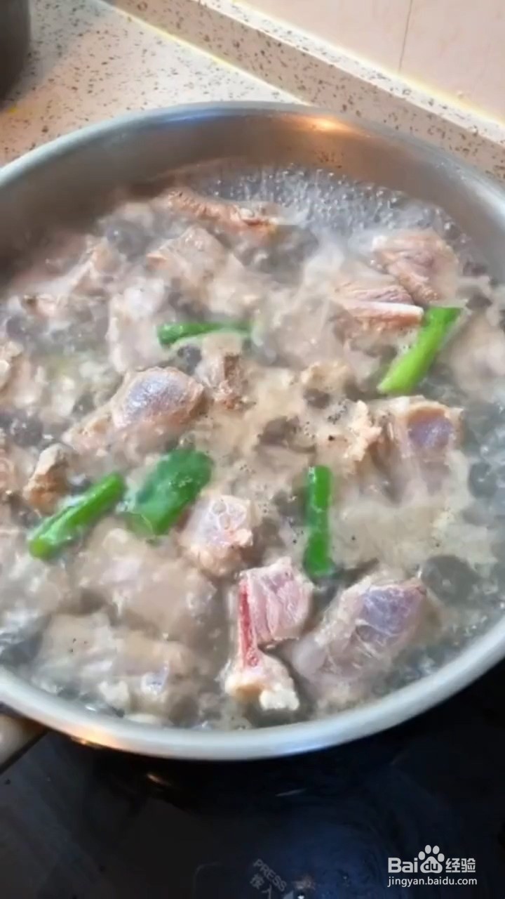 如何烹饪红烧小排