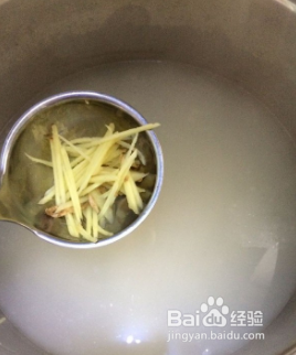 香菇蛤蜊海鲜粥的制作步骤