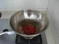 麻辣碗约麻辣酱香田螺的做法