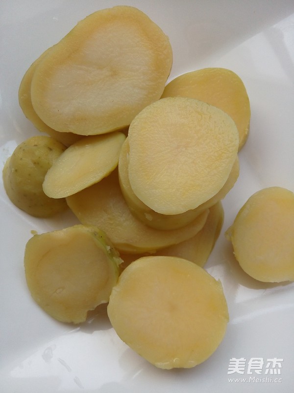 腊肠土豆沙拉