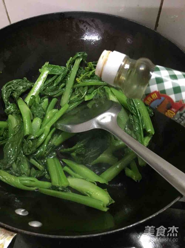 素炒芥菜心的做法