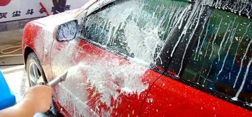 这样洗车等于毁车