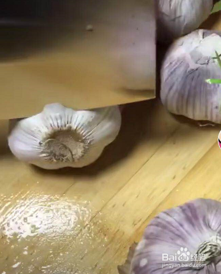 简单易做好吃的腊八蒜