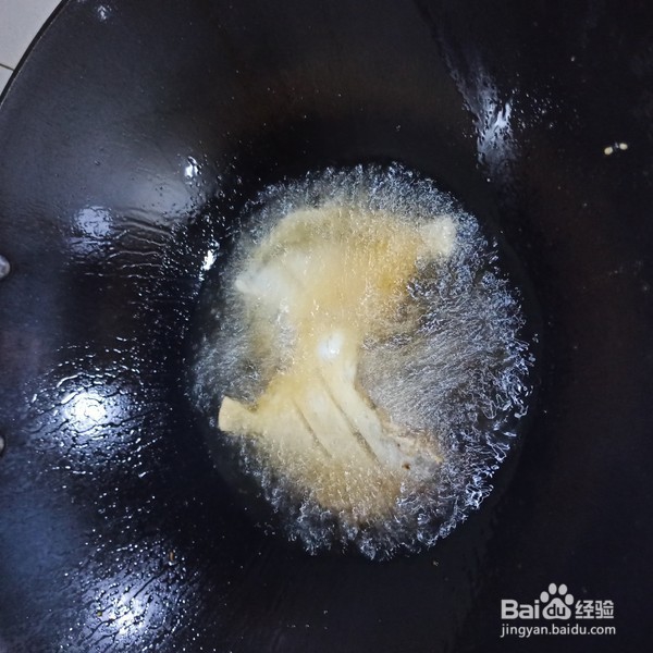 干炸小鲳鱼的做法