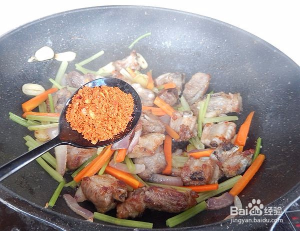 如何做出好吃的干锅排骨