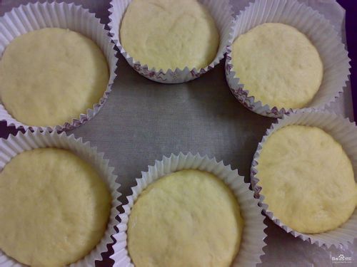 小号巨蛋牛奶面包