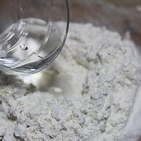 蓝莓乳酪派 的做法