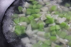 瘦肉炒杂蔬的做法