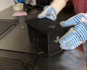 怎么做超软菠菜蔓越莓吐司
