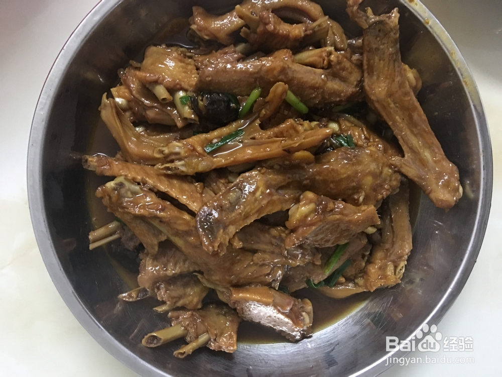 酱香红烧鸭翅膀