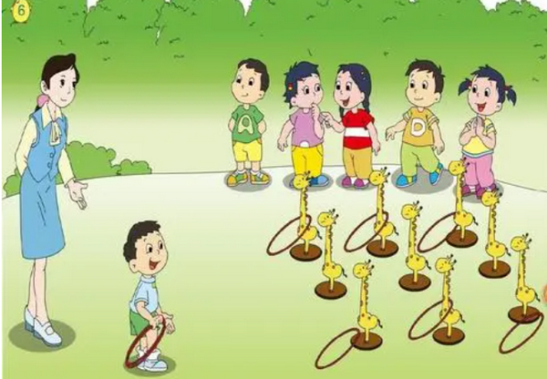 试从发展品质方面举例说明小学低年级学生的观察水平