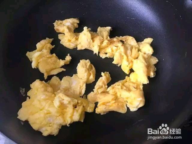 金针菇炒鸡蛋如何做