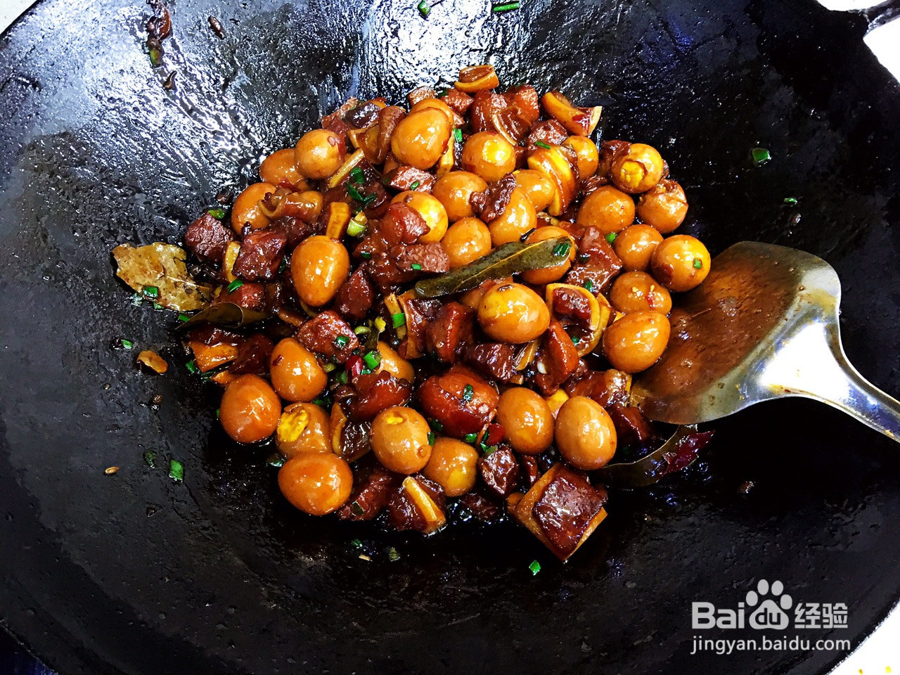 ＜秘制红烧肉＞的做法