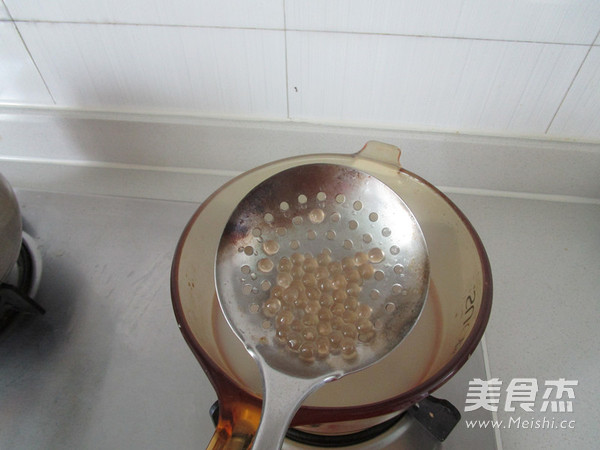 椰汁木瓜西米露