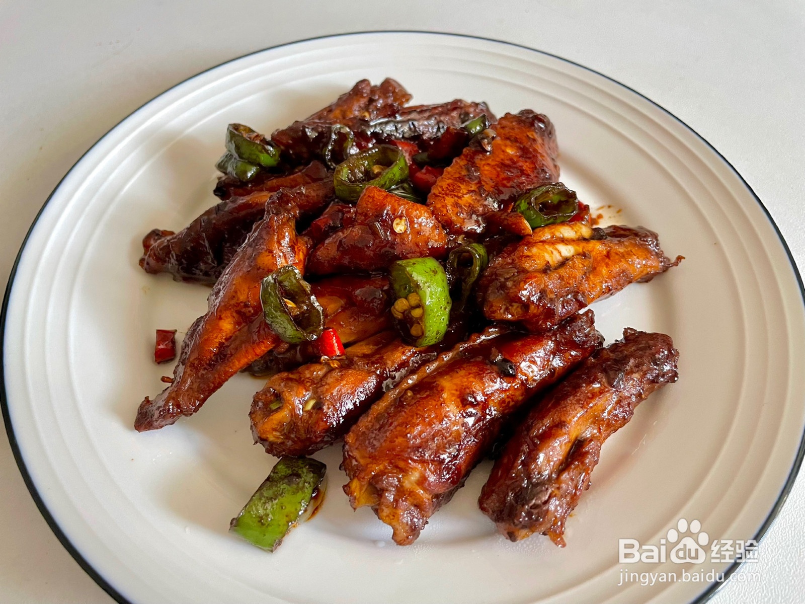 蒜香鸡翅的做法