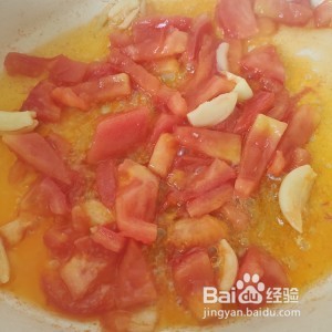 健康养生佳品番茄炒花菜的做法