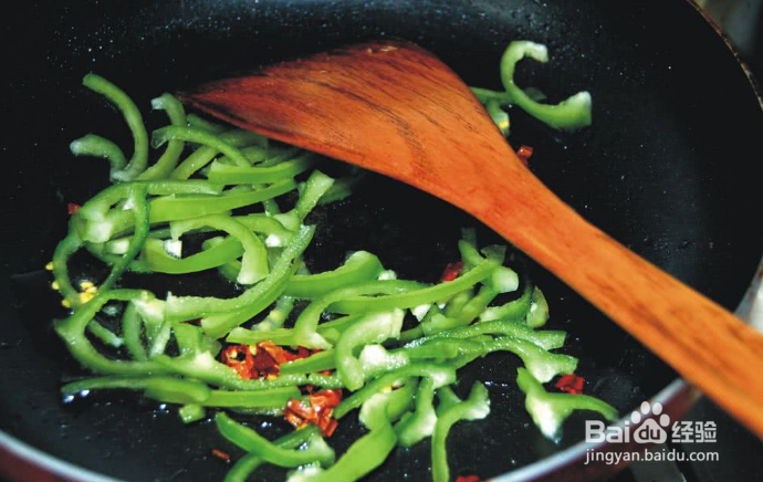 简易版青椒炒鸡蛋