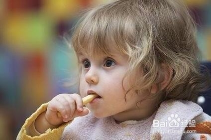 干燥的秋天,怎样吃才能防止宝宝上火?