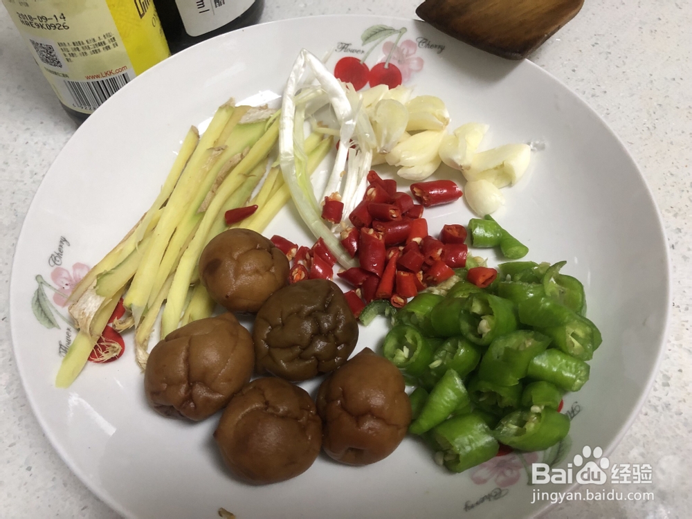 香浓的冰花雕小龙虾