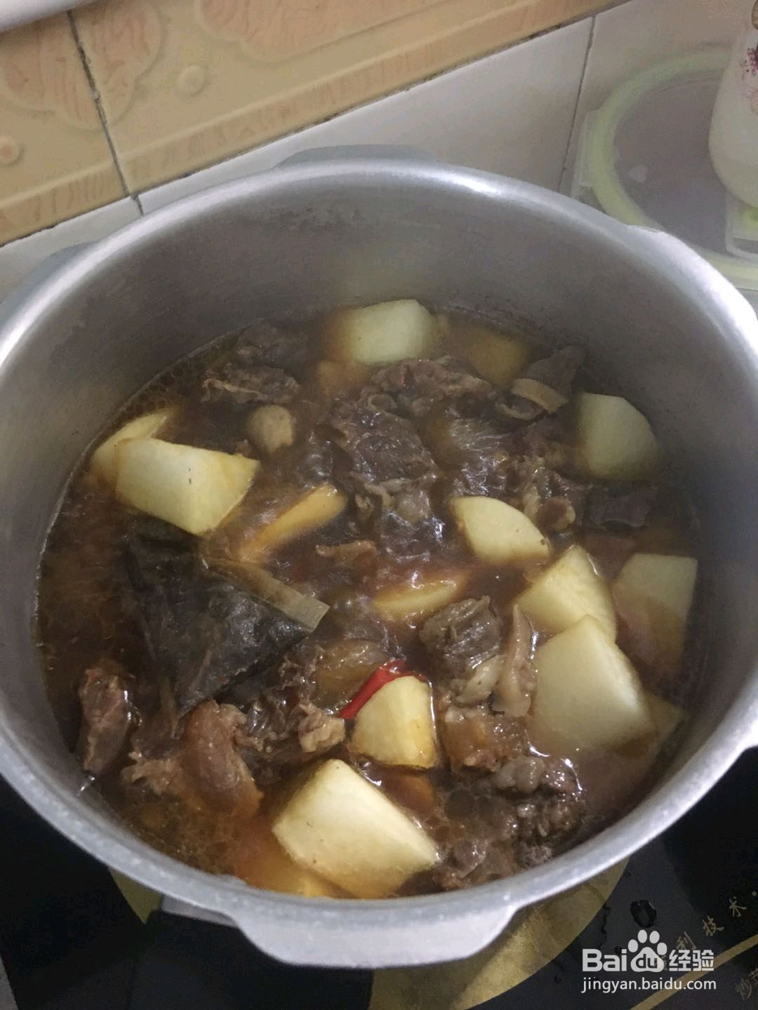 白萝卜炖牛杂的做法