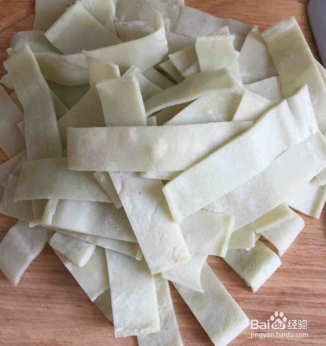 好吃的腊肉炒豆丝
