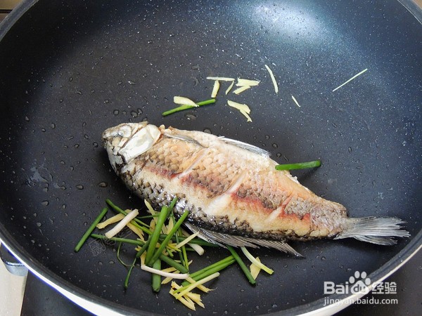 冬瓜鲫鱼汤做法