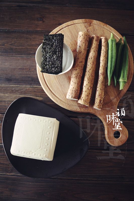 秋葵山药拌冷豆腐