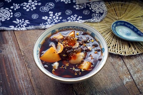 桃胶枸杞水果茶