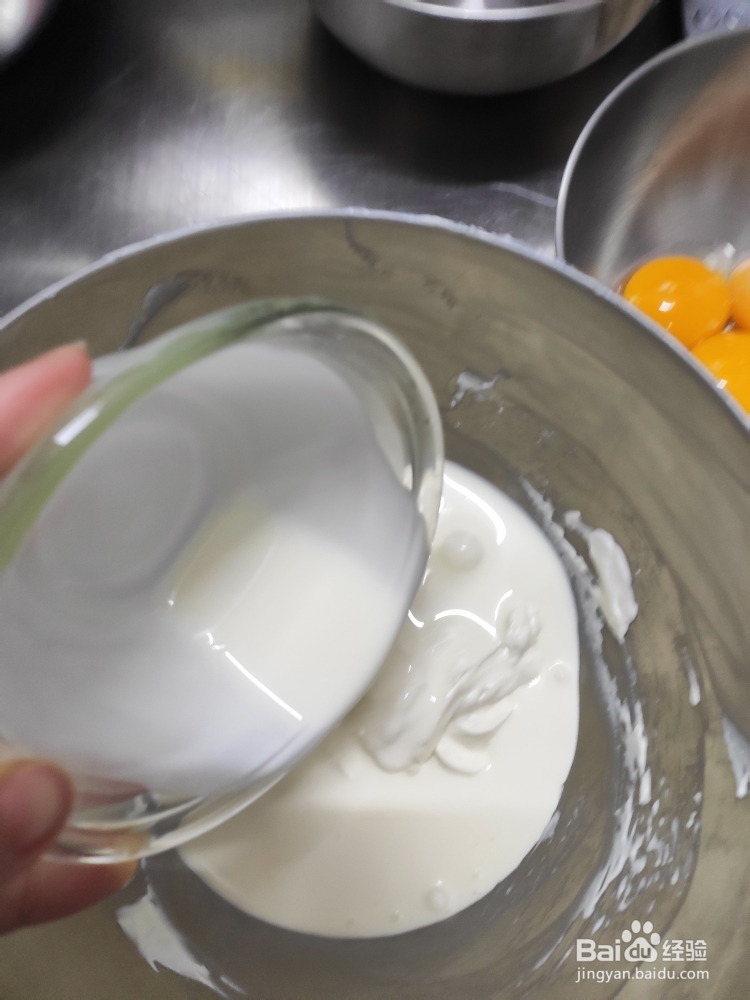 好吃不油腻的轻芝士杯子蛋糕