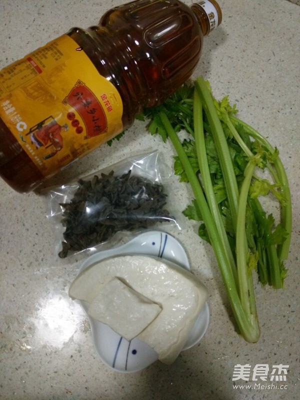 木耳豆腐小炒
