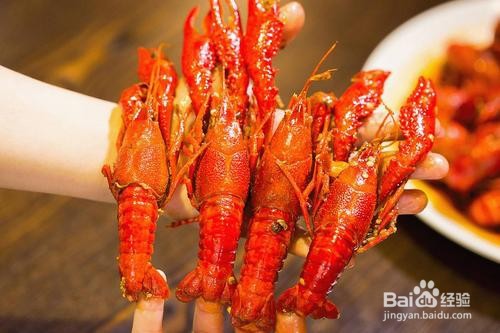 小龙虾炒多久才熟