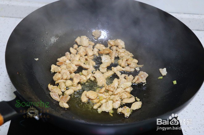 鸡胸肉炒杂蔬的做法