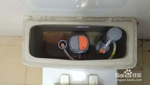 厕所马桶有两个冲水按钮使用方法