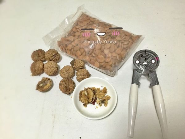 谷物坚果能量棒